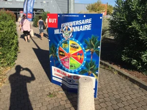 stopp trottoir sur poteau