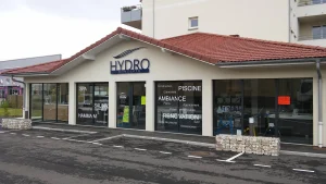 Enseigne lettres découpées