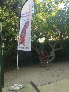 Drapeau publicitaire pour stand