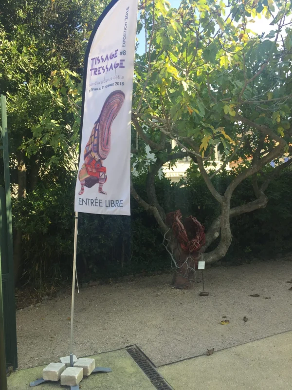 Drapeau publicitaire pour stand