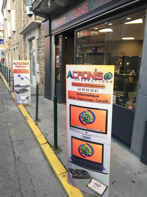 agence de communication Châteaurenard et Avignon – Icone Internet