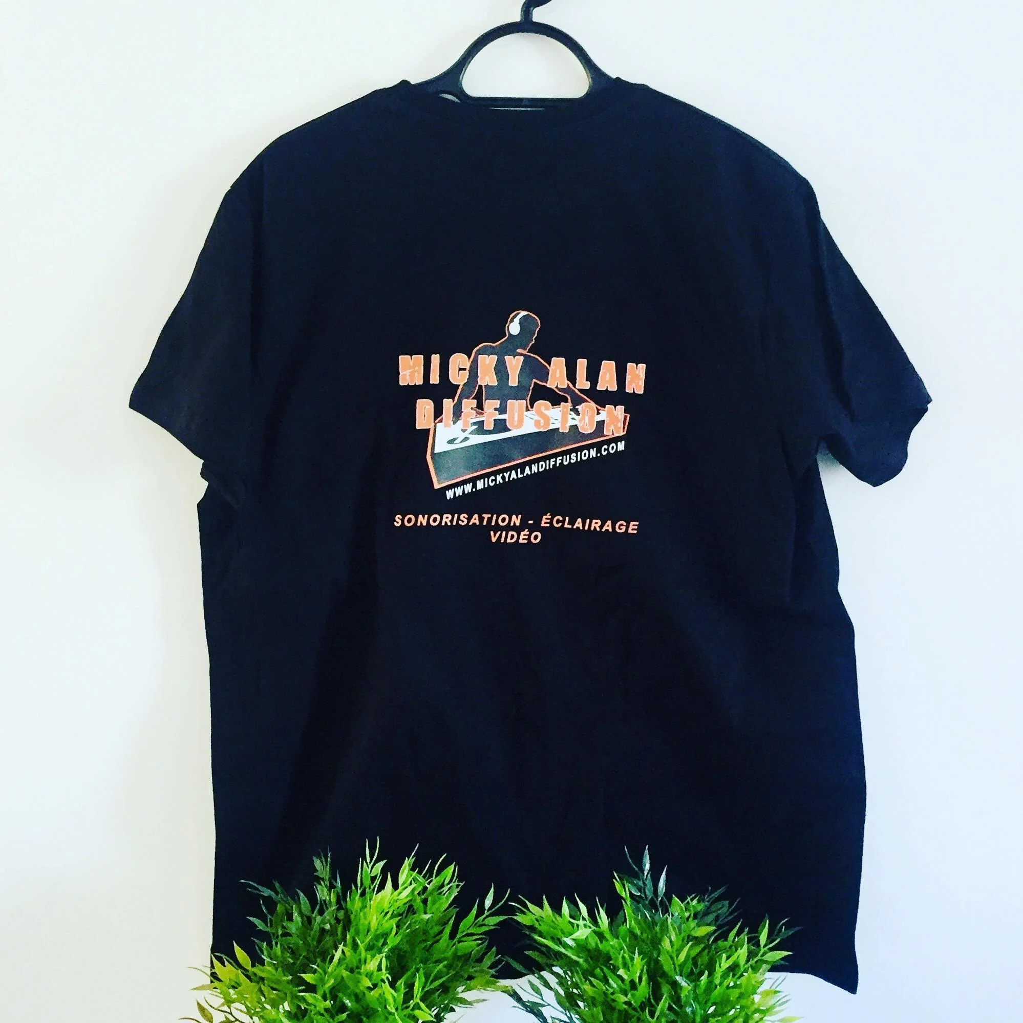 T-shirt marquage cœur et dos