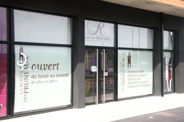 Adhésif vitrine Cavaillon