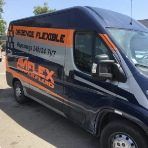 Flocage covering camion noir