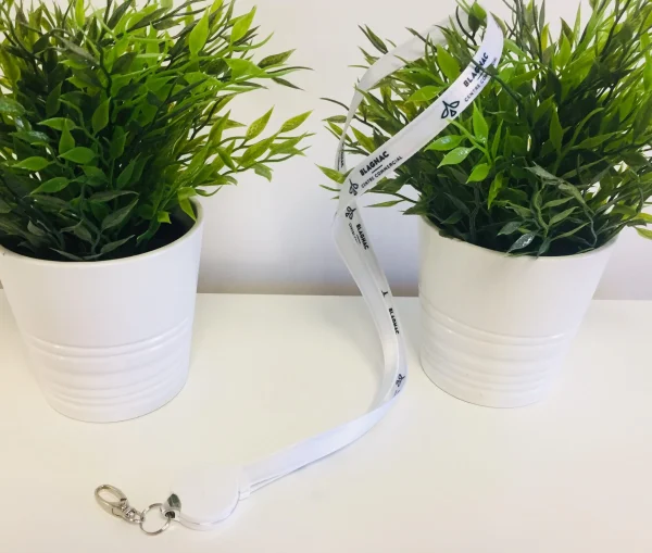 Cordon usb personnalisé tour de cou