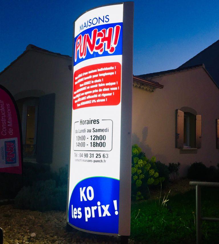 Enseigne lumineuse panneau Cavaillon Avignon Totem