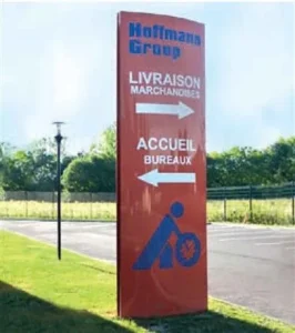 totem exterieur lumineux plastifié avignon (2)