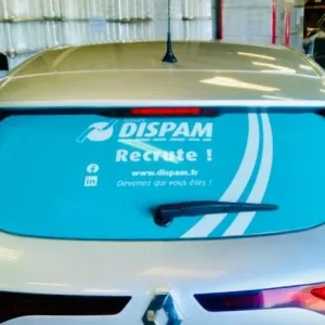 Micro perforé voiture arrière