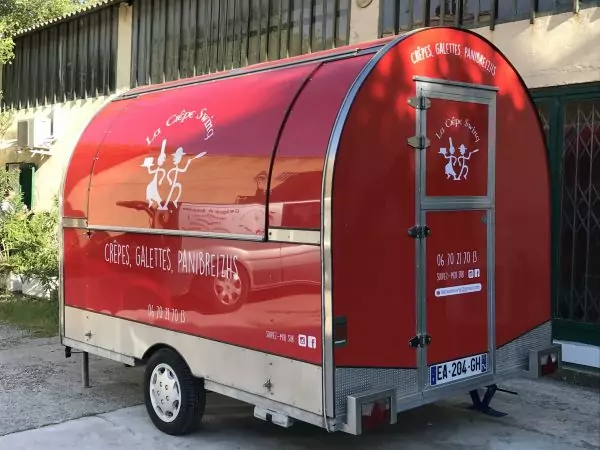 remorque publicitaire personnalisee