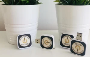 Clé usb rotative personnalisée