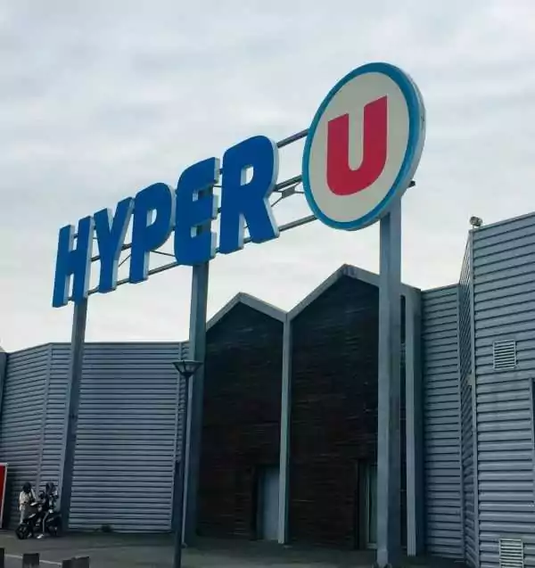 Enseigne hyper u