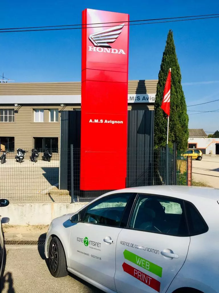 Enseigne totem garage