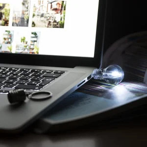 Clé usb ampoule lumiere