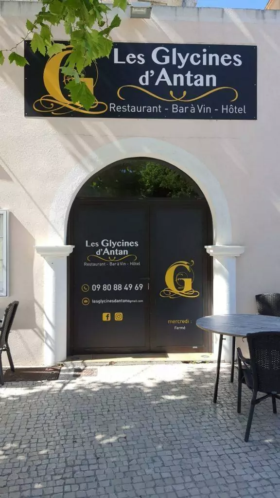 adhésif vitrine décoration