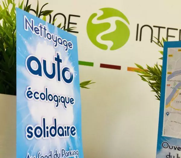 Flyers et dépliants avignon