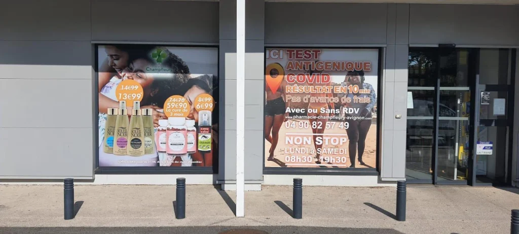 Marquage vitrine adhesif pharmacie