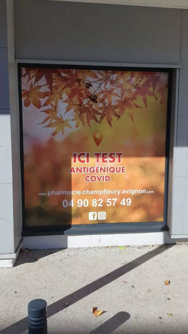 adhesif marquage vitrine microperforé