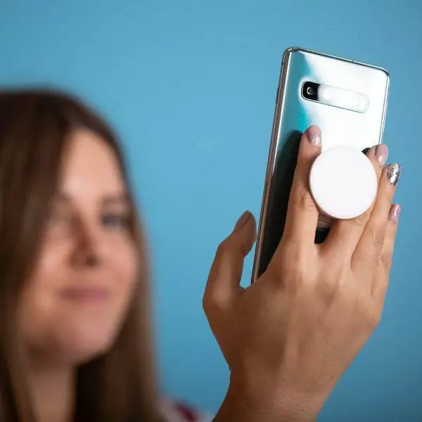 Support téléphone personnalisable
