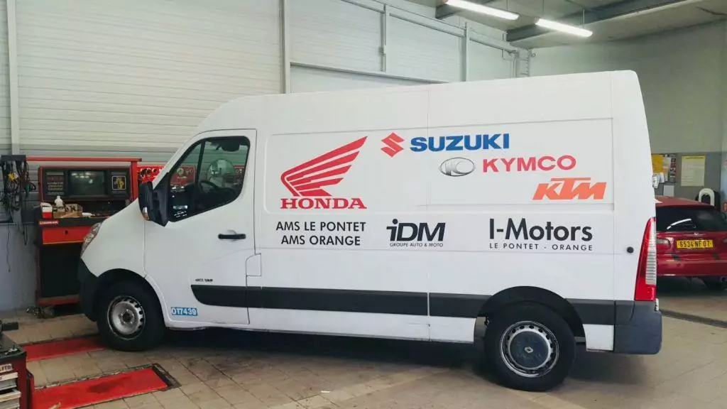 total covering marseille