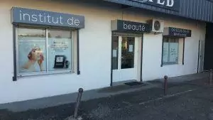 enseigne institut de beauté chateaurenard