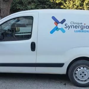 flocage fourgon pour hopital clinique