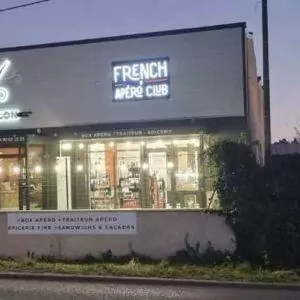 enseigne lumineuse, caisson éclairé