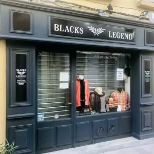 enseigne magasin pret a porter