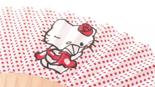 Éventail personnalisé HelloKitty rouge