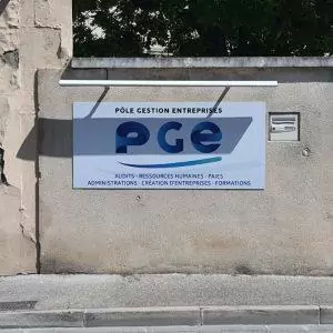 ENSEIGNE POUR UNE ENTREPRISE