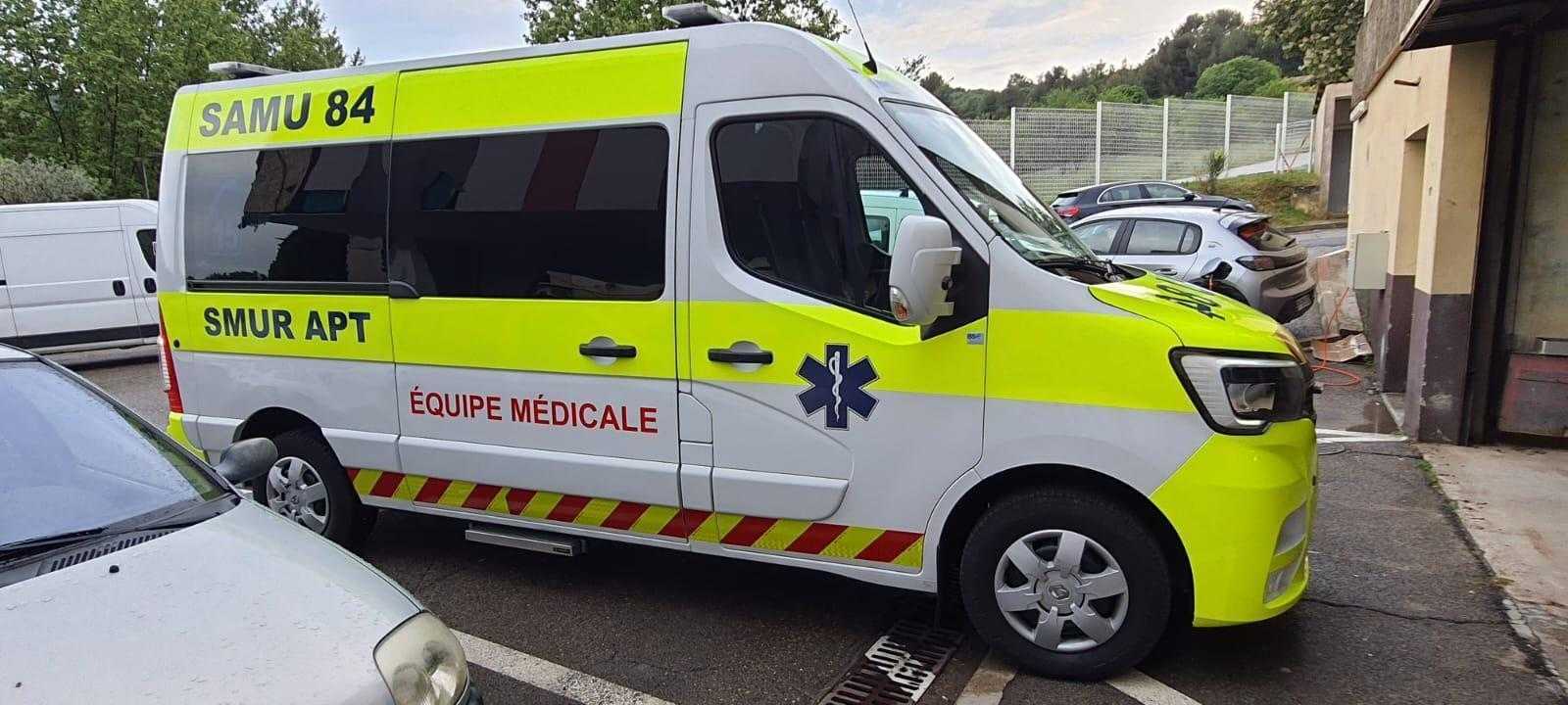 flocage-ambulance-covering-samu-police-1