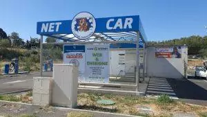 Affiche publicitaire : votre agence icone internet s'affiche