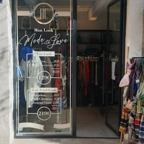 lettrage vitrine vitrophanie lettres découpées