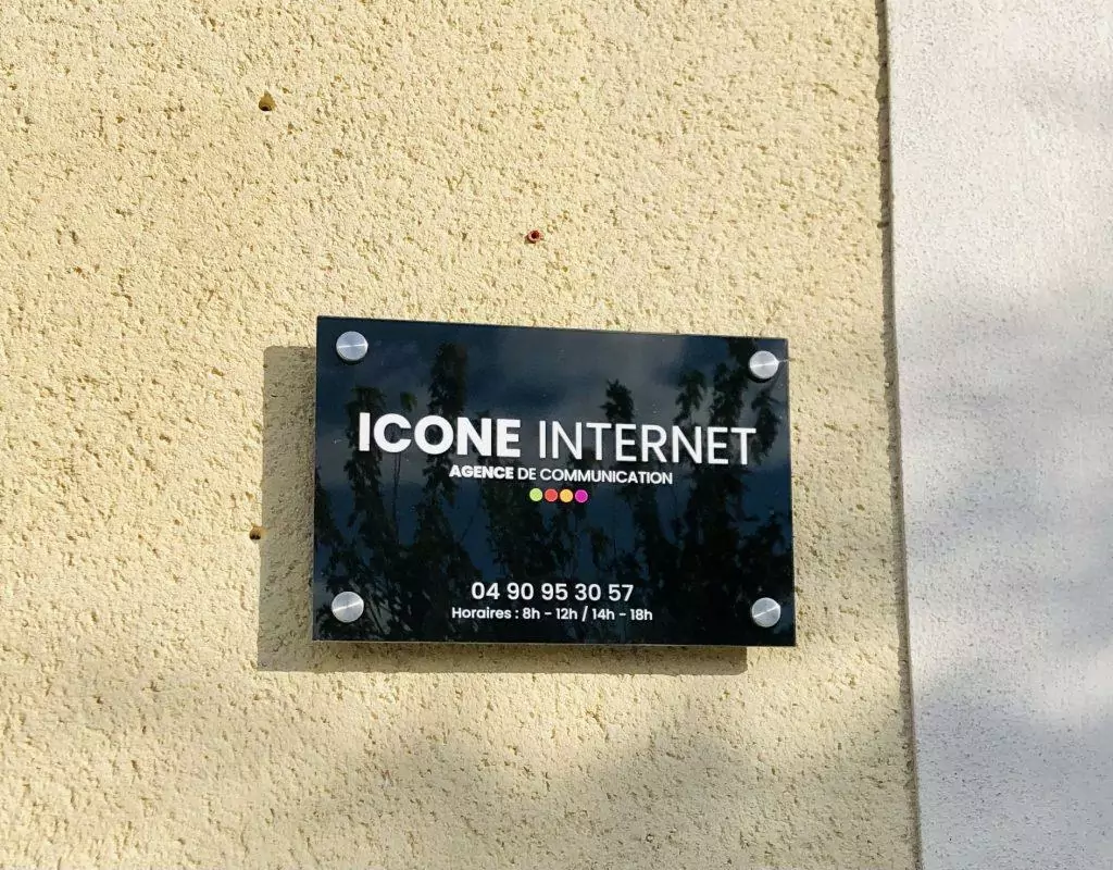 plaque professionnelle plexiglass