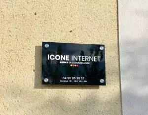 plaque professionnelle plexiglass