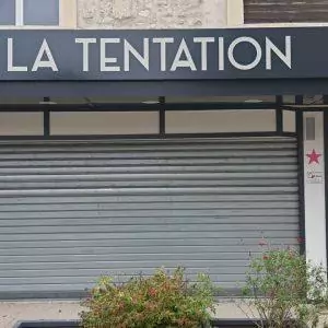 Enseigne caisson lumineux pret a porter