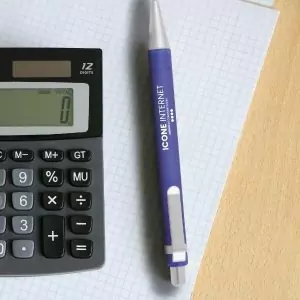 Stylo à bille couleurs avec clip personnalisé et publicitaire