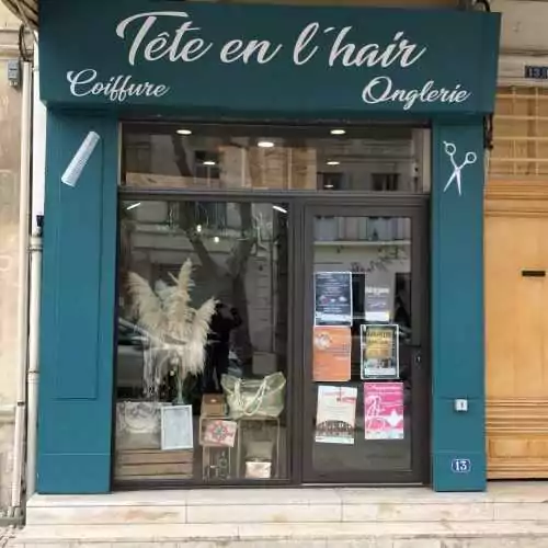 Panneau enseigne lettres découpées