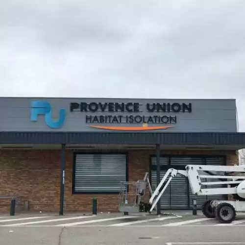 Panneau enseigne lettres découpées