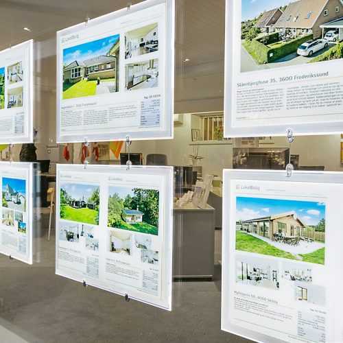 Affichage vitrine lumineux | Web, enseignes, imprimerie