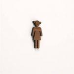 Pictogramme toilettes filles découpé en bois