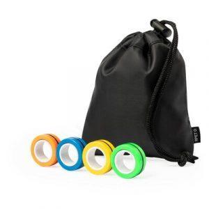 Set magnétique anti-stress, 4 pièces, pochette en polyester RPET incluse