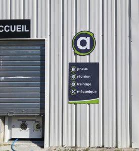 Enseigne panneaux garage automobile
