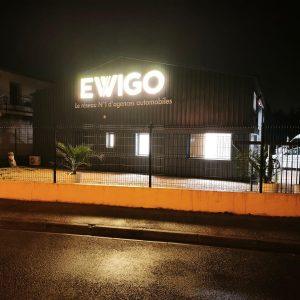 Enseigne lumineuse garage automobile