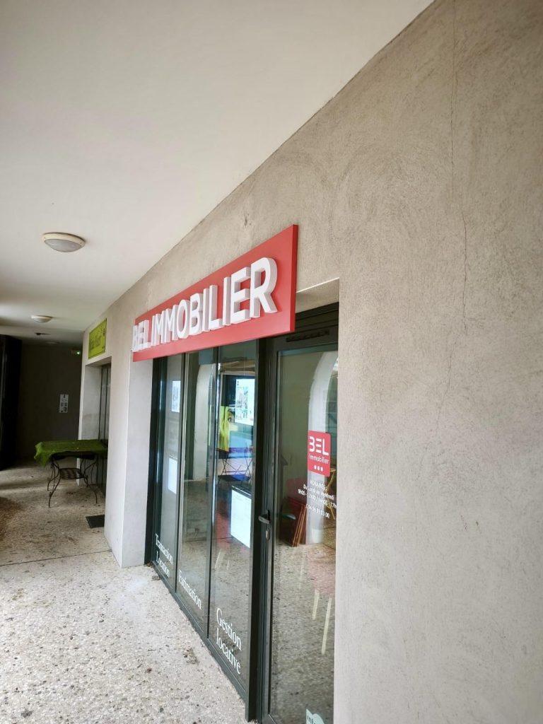 Enseigne lettres PVC découpées