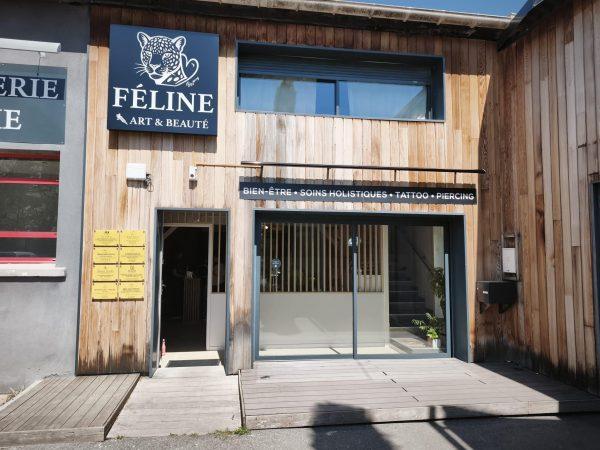 Caisson lumineux ajouré