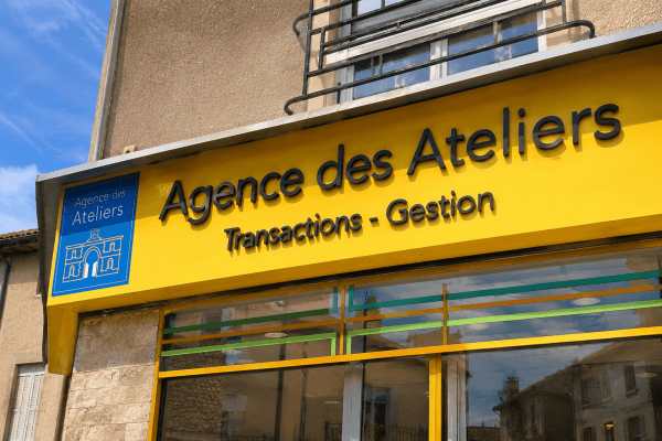enseigne lettres découpées sur tôle tablette