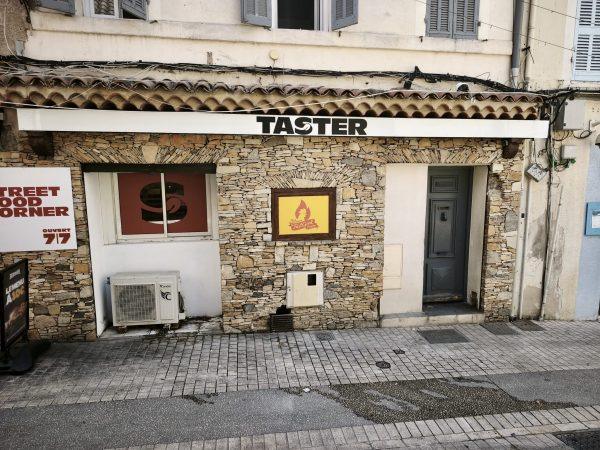 Enseigne Fast Food