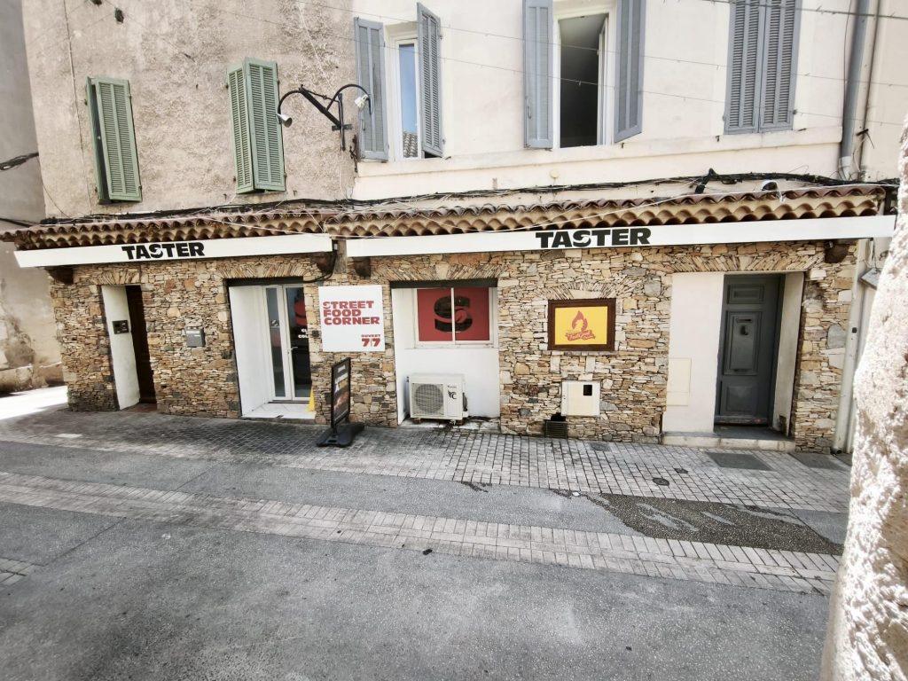 enseigne et signalétique Châteaurenard et Avignon – Icone Internet
