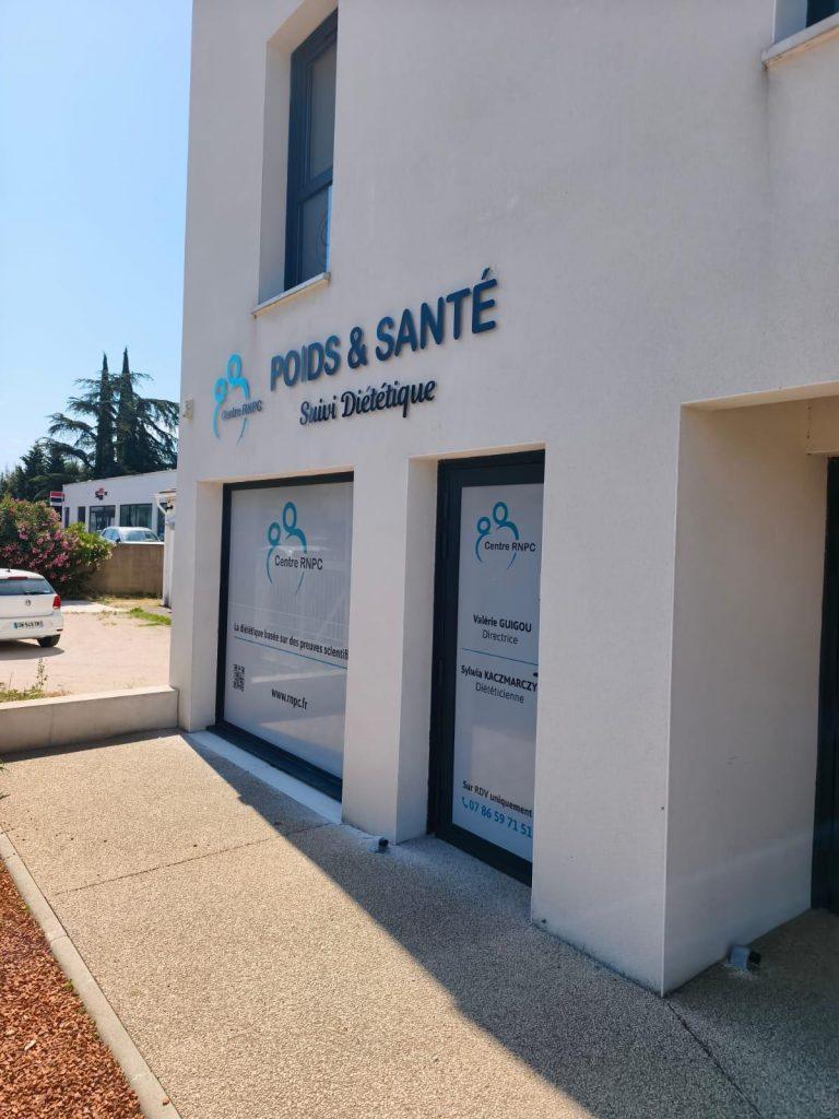 enseigne et signalétique Châteaurenard et Avignon – Icone Internet