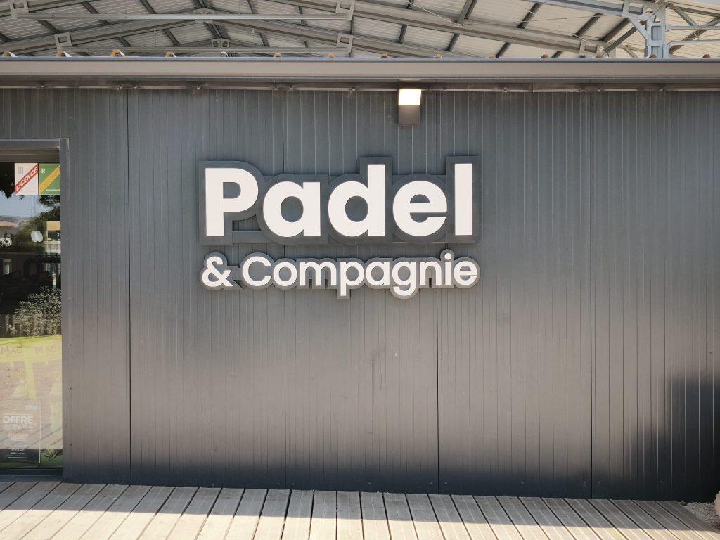 Façade du magasin Padel & Compagnie